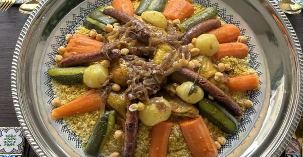 découvrez notre guide complet des meilleurs restaurants au mans. que vous soyez à la recherche d'une cuisine traditionnelle, d'une expérience gastronomique raffinée ou d'un café chaleureux, trouvez l'endroit idéal pour chaque occasion!