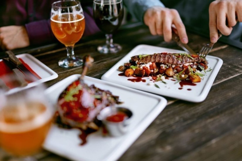 découvrez les meilleures adresses à metz pour savourer la gastronomie locale, explorer des boutiques uniques et profiter d'activités culturelles. que vous soyez résident ou visiteur, ces lieux incontournables vous plongeront au cœur de l'authenticité mosellane.