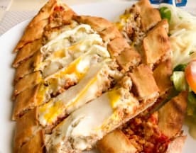 découvrez un restaurant atypique au mans où l'originalité rencontre la gastronomie. savourez des plats uniques dans un cadre surprenant qui éveillera vos sens. une expérience culinaire inoubliable vous attend !