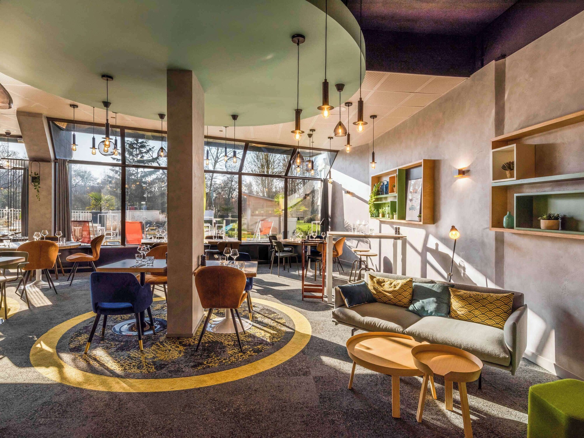découvrez le meilleur restaurant au mans, où gastronomie locale et ambiance conviviale se rencontrent. savourez des plats raffinés préparés avec des ingrédients frais et de saison. réservez dès maintenant pour une expérience culinaire inoubliable!